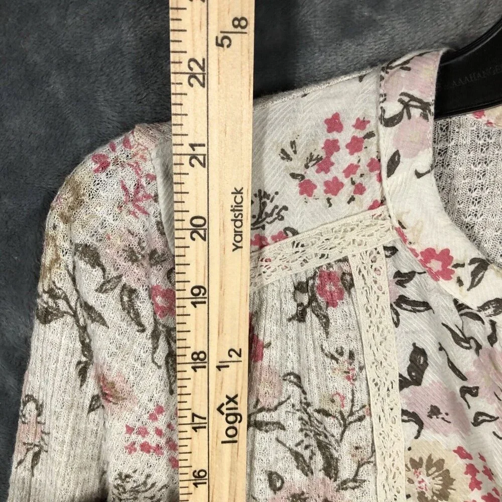 Lucky Brand Women’s Floral Shirt Pearl Buttons Size Small P - Picture 8 of 14